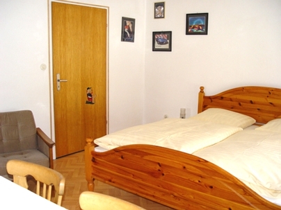 Schlafzimmer II